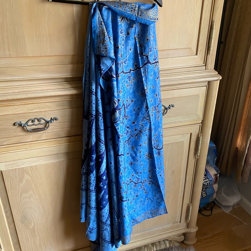 Handmade Indonesian Sarong with Gold floral detail